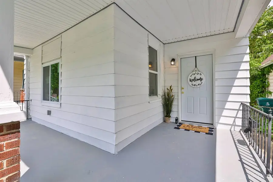 812 Fairbanks Avenue, Cincinnati, OH 45205 - Image #2