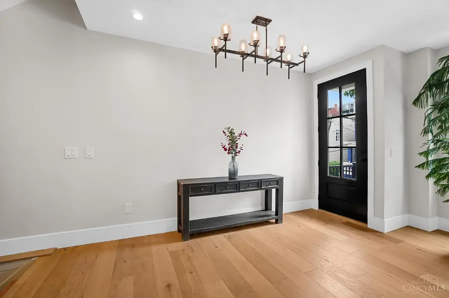 1000 Paradrome Street, Cincinnati, OH 45202 - Image #2