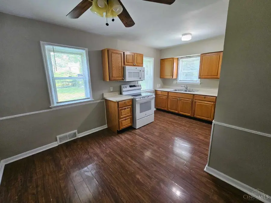 6942 Gloria Drive, North College Hill, OH 45239 - Image #2