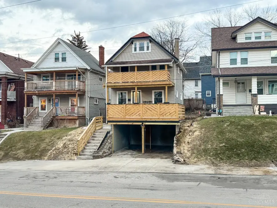 3472 Woodburn Avenue, Cincinnati, OH 45207 - Image #2