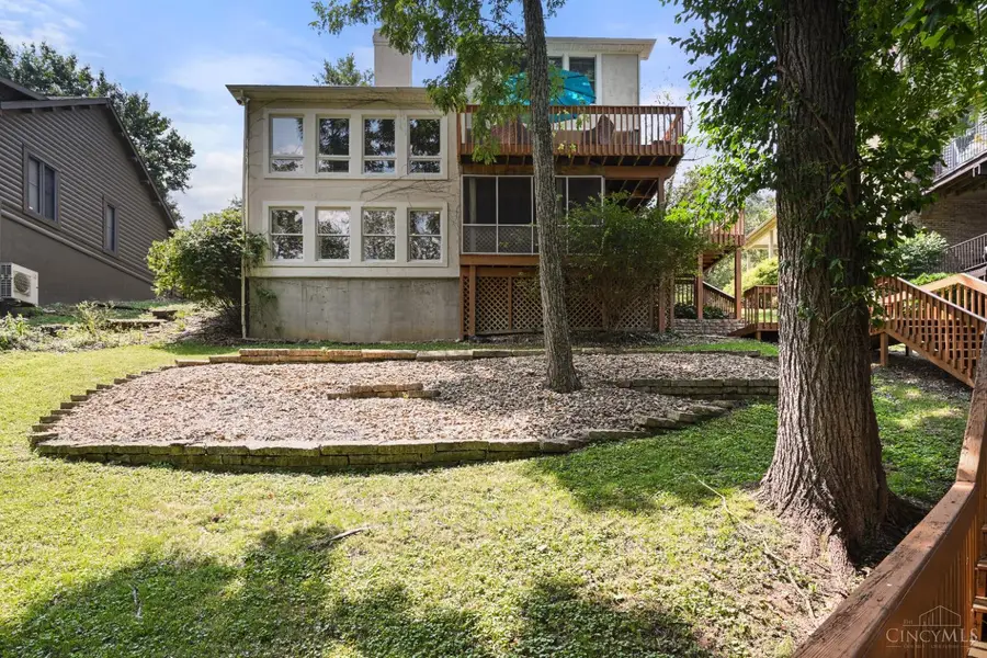 20422 Matterhorn Drive, Lawrenceburg, IN 47025 - Image #2