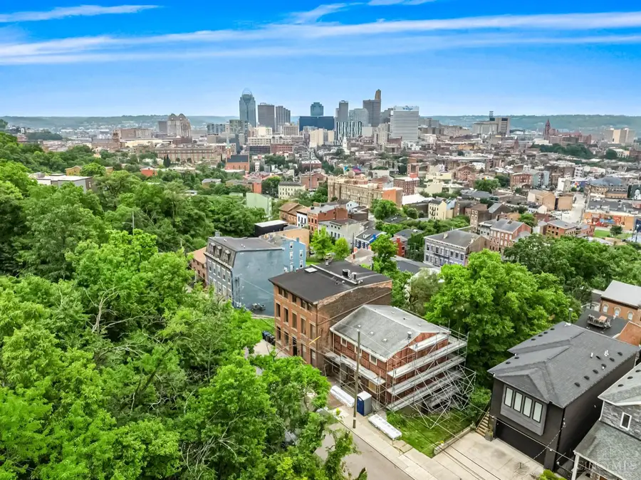 143 Goethe Street #4D, Cincinnati, OH 45202 - Image #2