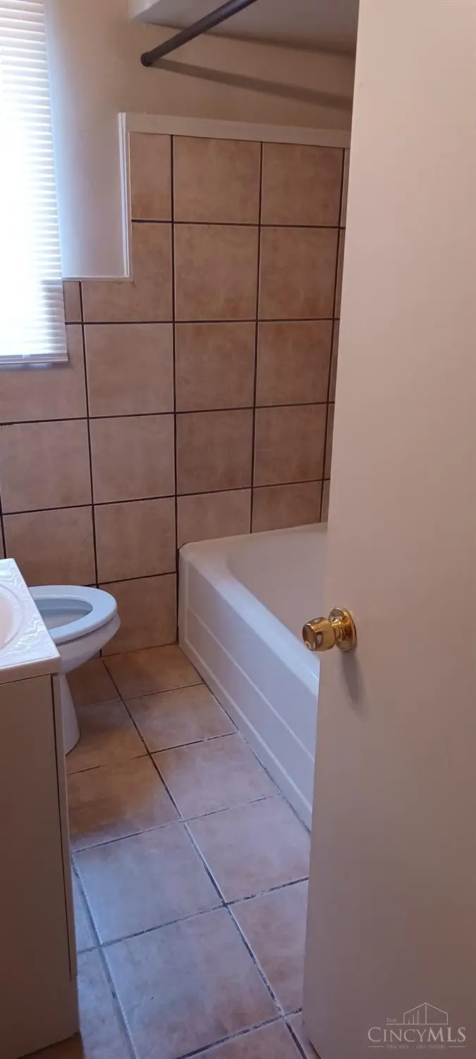 1730 Dale Road, Cincinnati, OH 45237 - Image #3