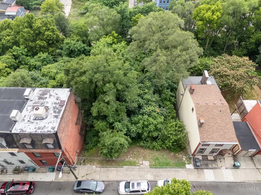 1861 Walker Street, Cincinnati, OH 45202 - Image #2