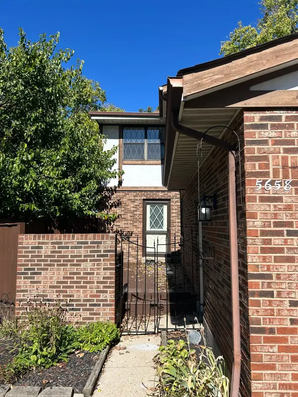 5658 Springdale Road #10, Colerain Twp, OH 45251