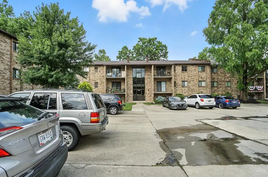 7212 Creekview Drive #6, Colerain Township, OH 45247 - Image #2