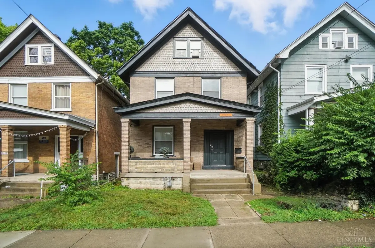 2311 Stratford Avenue, Cincinnati, OH 45219 - Image #1