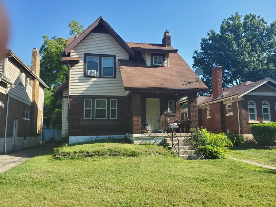 1946 Berkley Avenue, Cincinnati, OH 45237 - Image #2