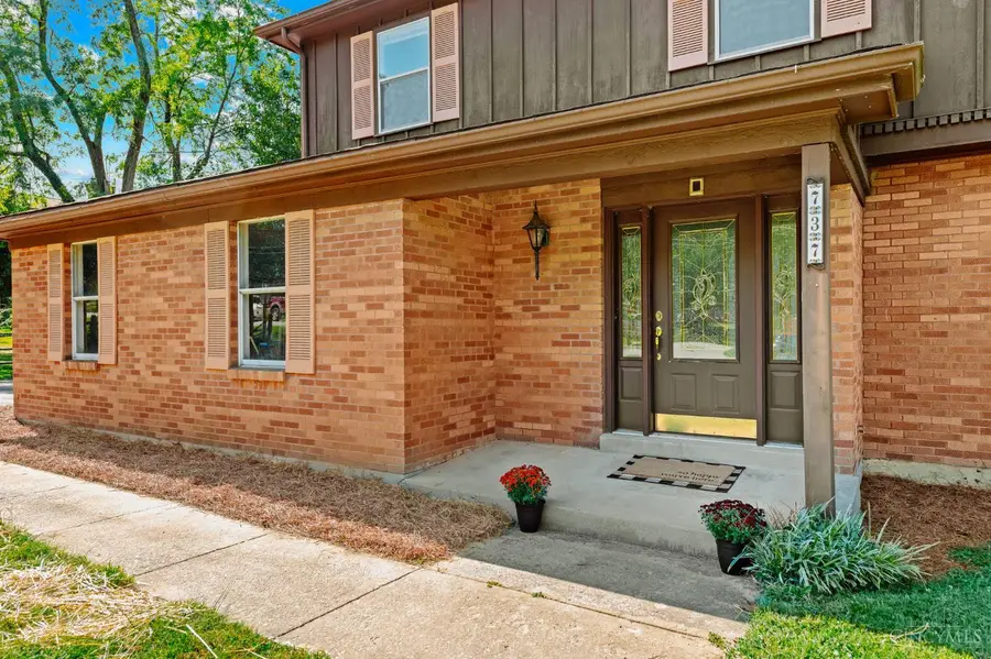 737 Shady Hollow Lane, Miami Township, OH 45150 - Image #2