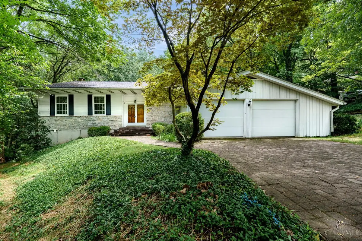 204 Brocdorf Drive, Wyoming, OH 45215 - Image #1