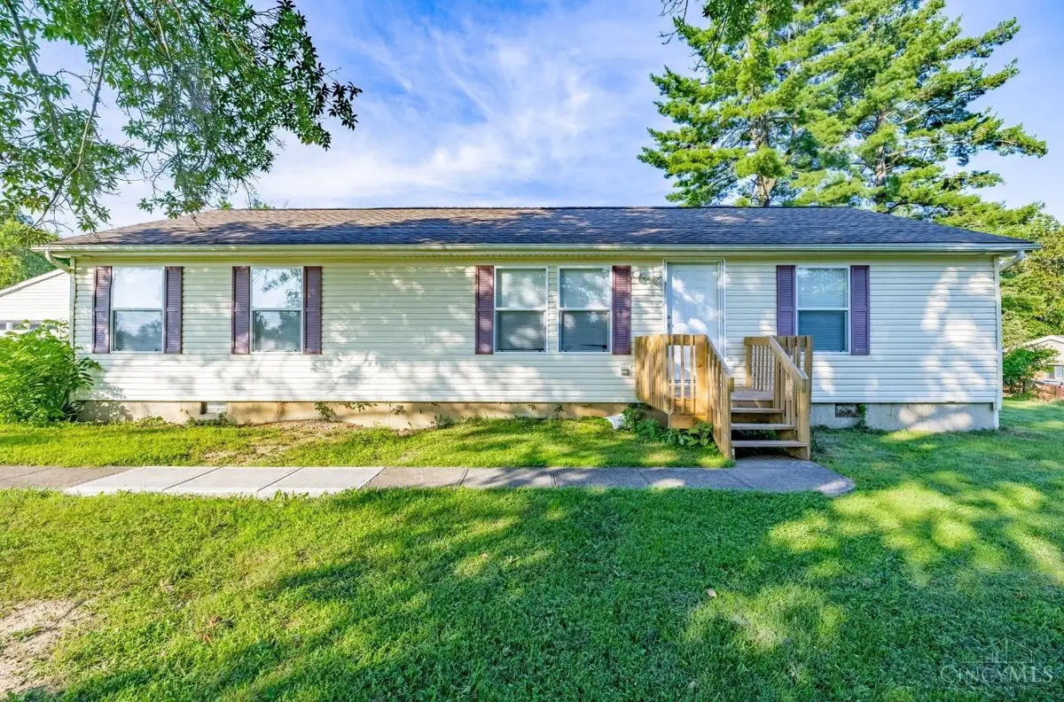 9904 Cozaddale Murdock Road, Warren, OH 45140 - Image #1