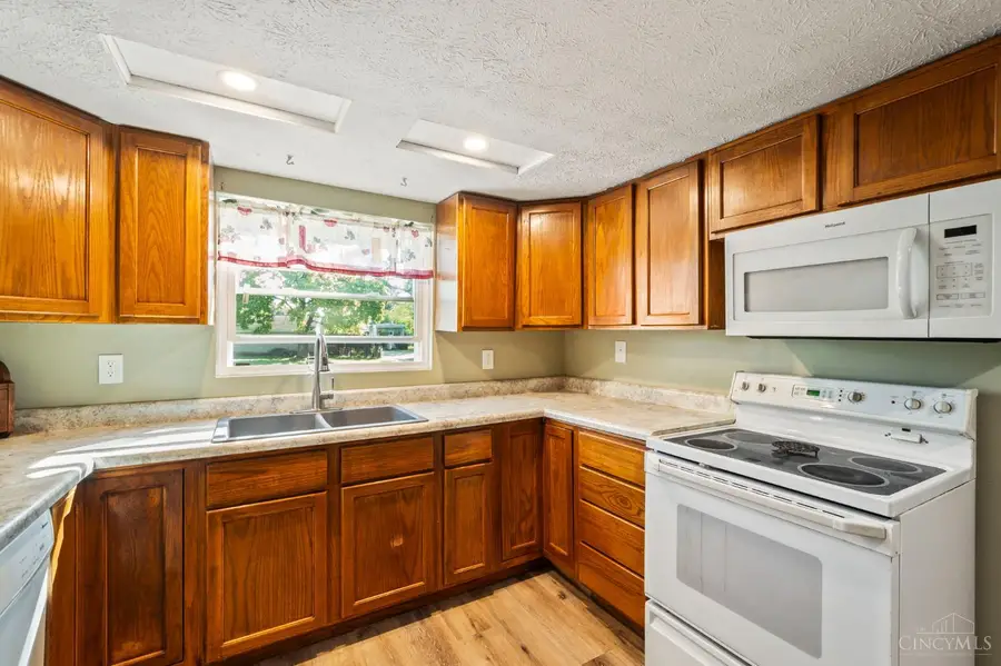 8530 Wuest Road, Colerain Township, OH 45251 - Image #3