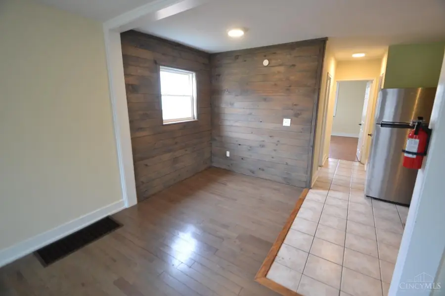 6941 Mulberry Street, North College Hill, OH 45239 - Image #3