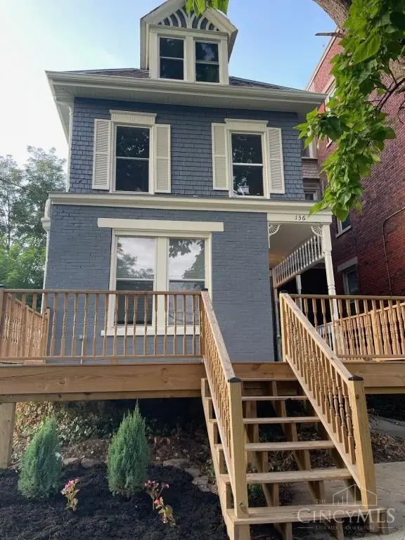 136 Dorchester Avenue, Cincinnati, OH 45219