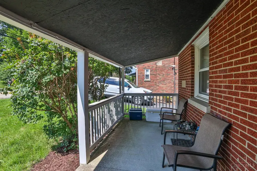 3318 Kleeman Road, Monfort Heights, OH 45211 - Image #3