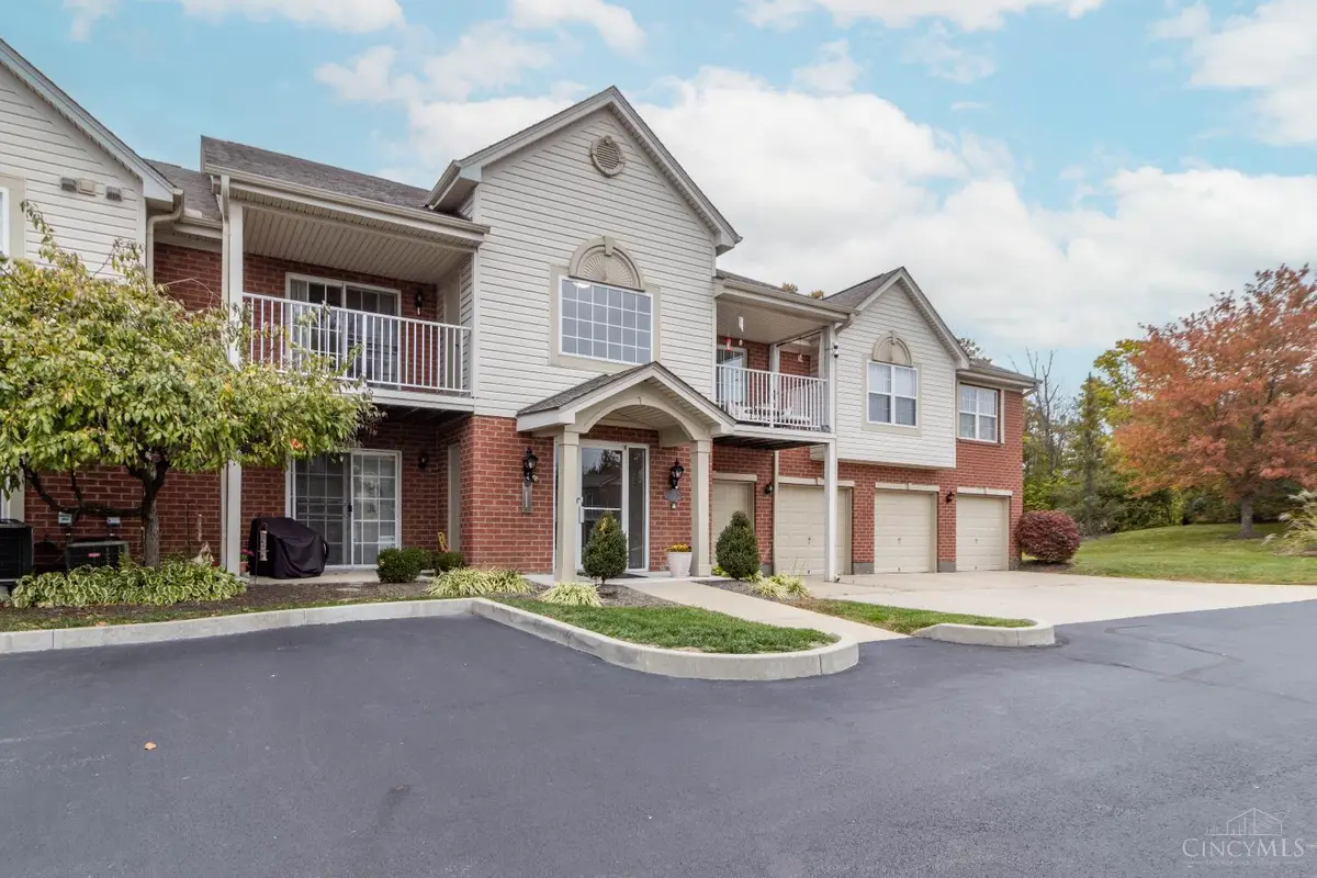 3950 Olde Savannah Drive #6, Cincinnati, OH 45247 - Image #1