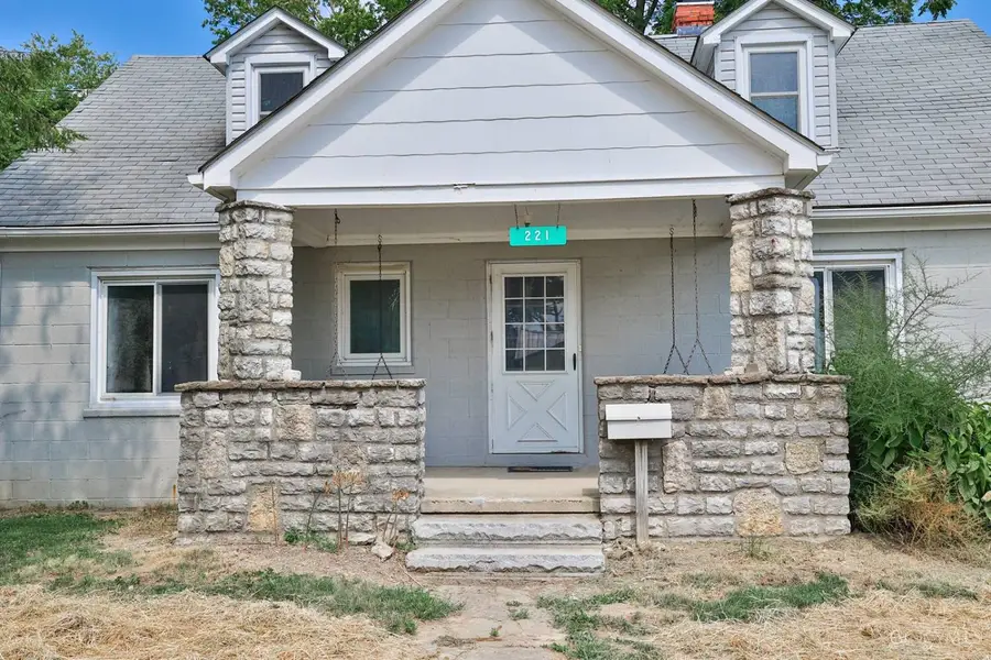 221 S Vine Street, Blanchester, OH 45107 - Image #3