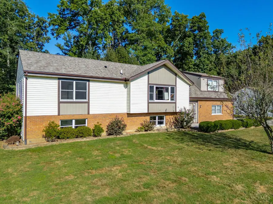 120 Haw Drive, Lake Waynoka, OH 45171 - Image #2