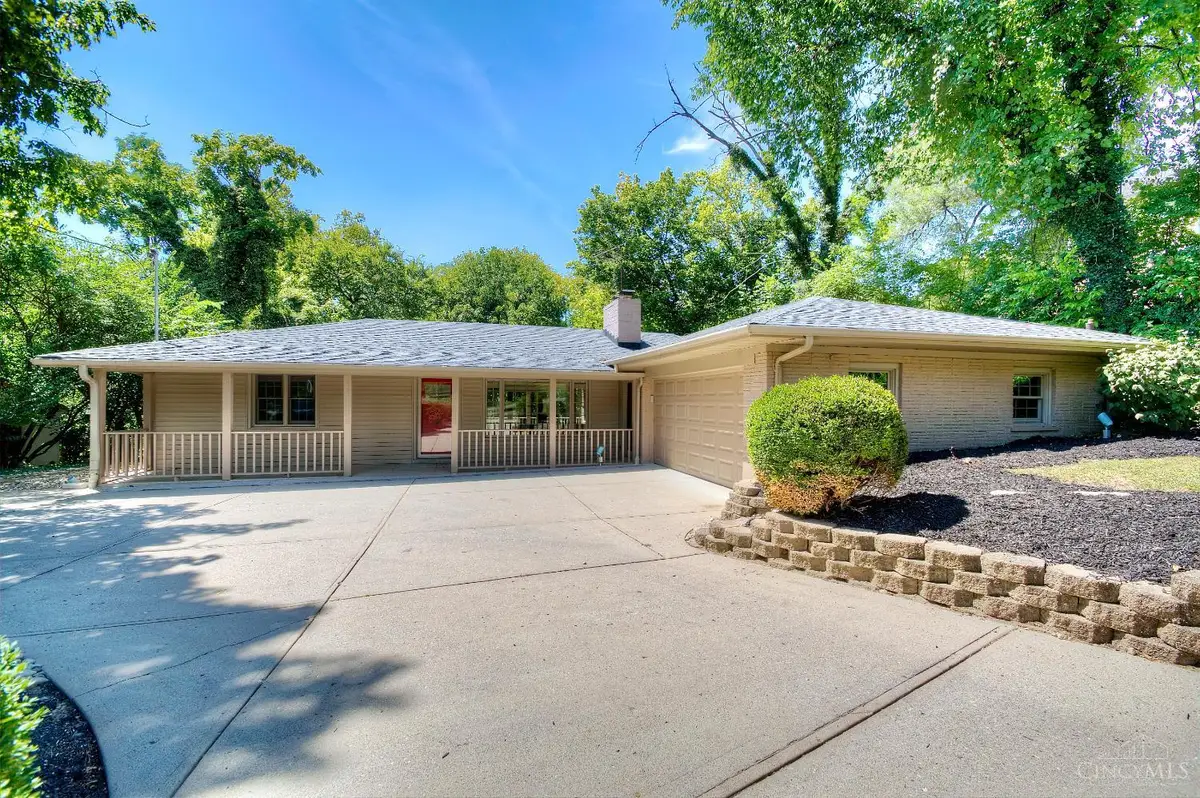 253 Compton Road, Wyoming, OH 45215 - Image #1