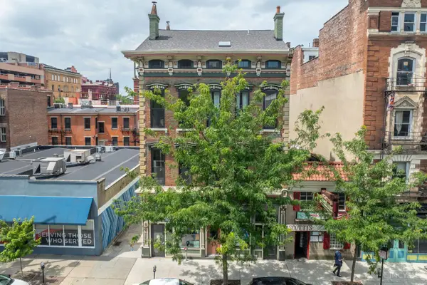 915 Vine Street #401, Cincinnati, OH 45202