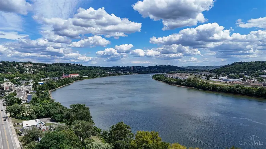 1928 Riverside Drive, Cincinnati, OH 45202 - Image #2