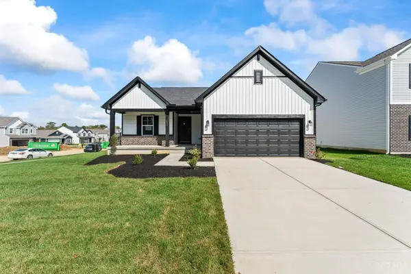 1050 Grandin Pond Drive, South Lebanon, OH 45039