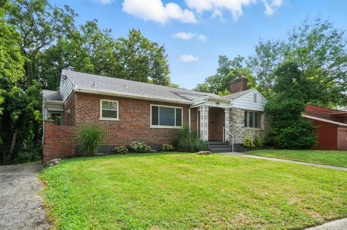 1224 Westminster Drive, Cincinnati, OH 45229 - #1