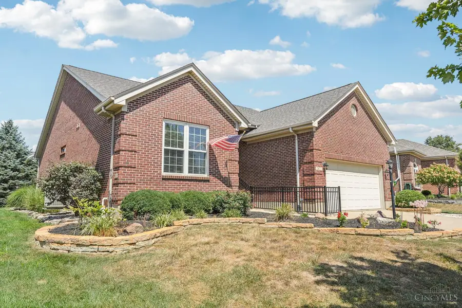 3871 Heritage Pointe Boulevard, Deerfield Township, OH 45040 - Image #2