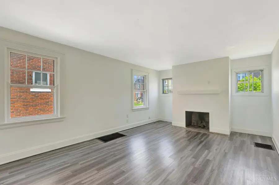 1225 Amanda Place, Cincinnati, OH 45205 - Image #3