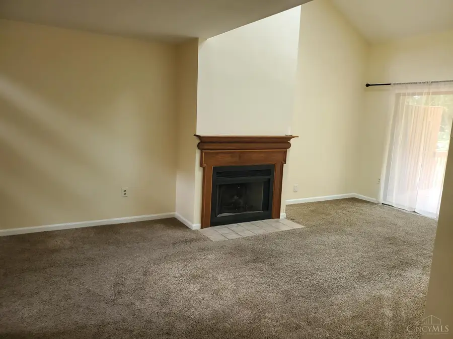 256 Centerbury Court #67, Springdale, OH 45246 - Image #2