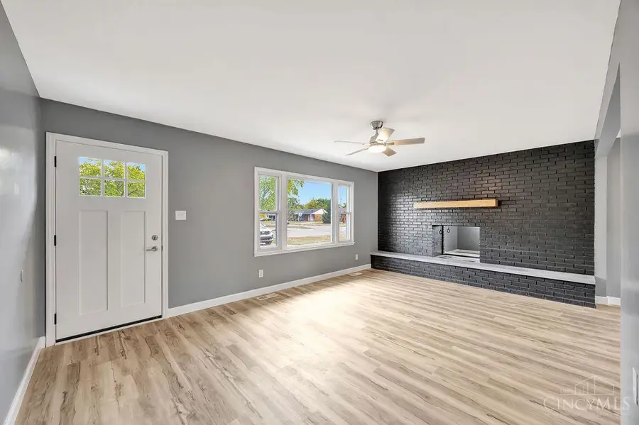 423 Cranewood Drive, Trenton, OH 45067 - Image #2