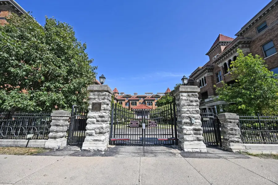 2356 Park Avenue #32, Cincinnati, OH 45206 - Image #2