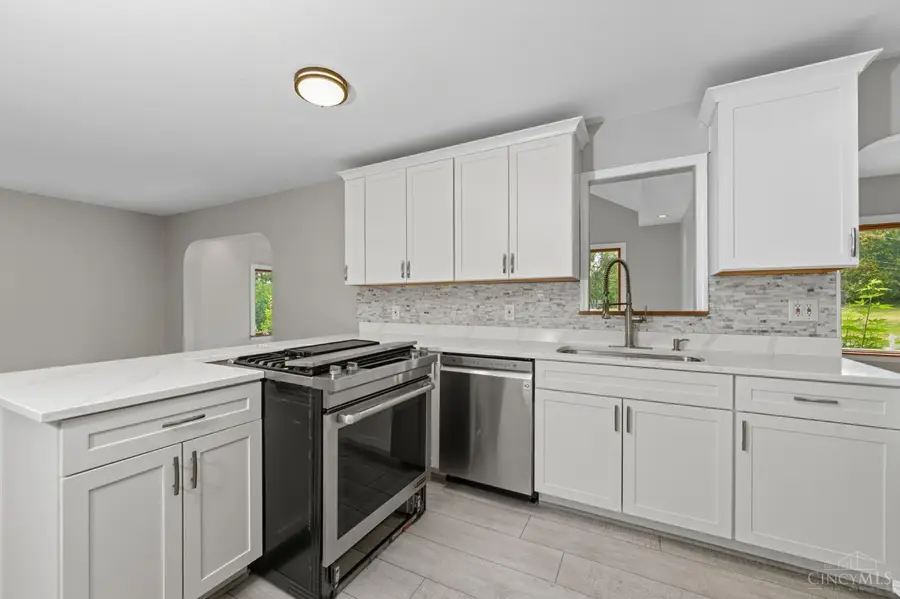 1306 W Loveland Avenue, Loveland, OH 45140 - Image #3