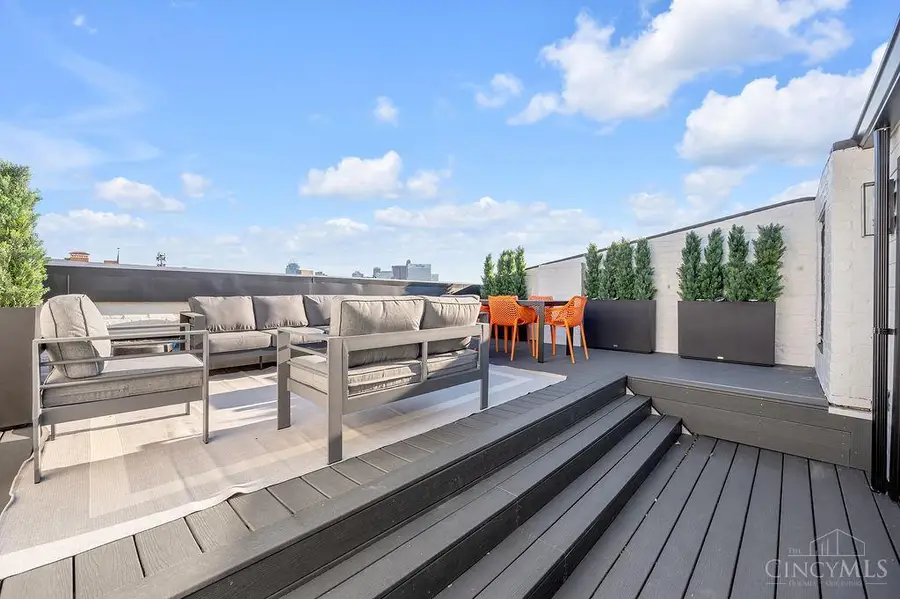 1713 Lang Street, Cincinnati, OH 45202 - Image #2