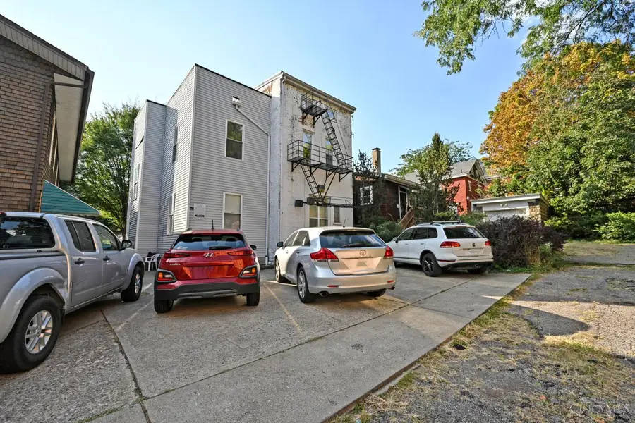 2404 W Clifton Avenue, Cincinnati, OH 45219 - Image #2