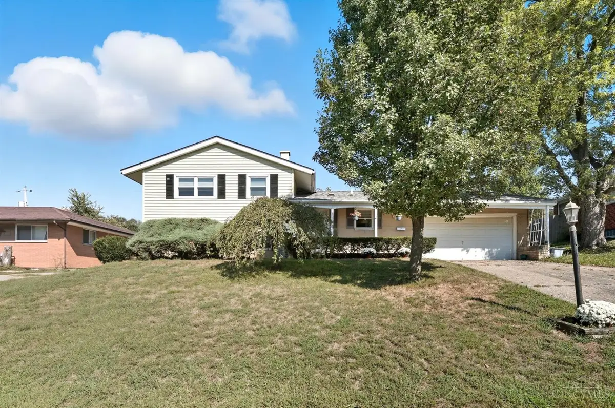 1136 Briarwood Drive, Hamilton, OH 45013 - Image #1