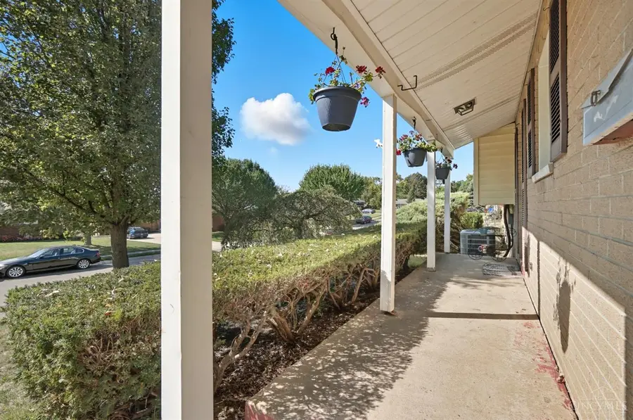 1136 Briarwood Drive, Hamilton, OH 45013 - Image #3