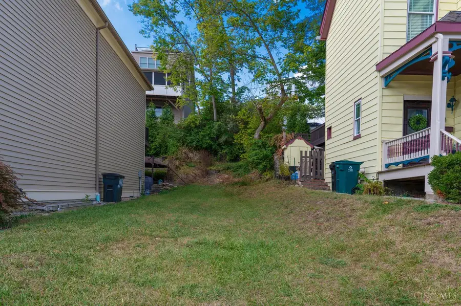 473 Stanley Avenue, Cincinnati, OH 45226 - Image #2