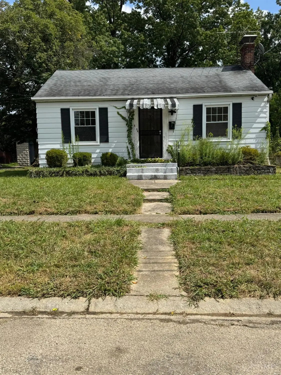 6124 Hedge Avenue, Cincinnati, OH 45213 - Image #1