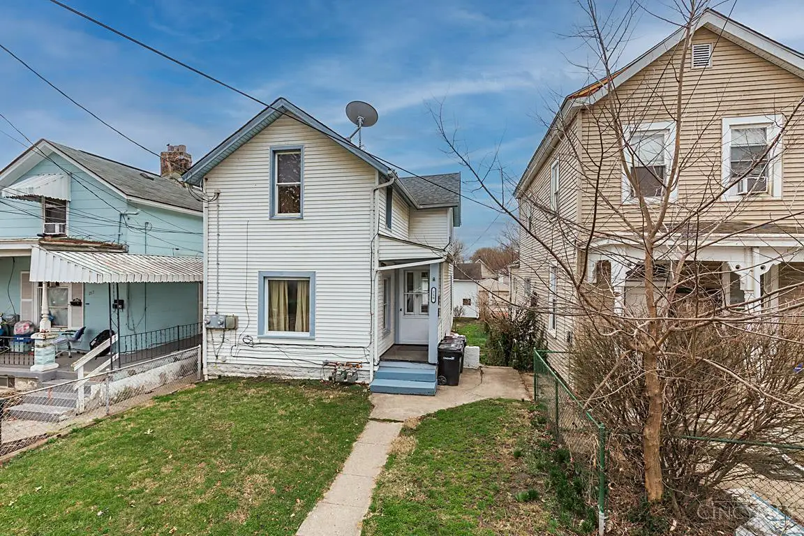 219 W Seventieth St, Cincinnati, OH 45216 - #1