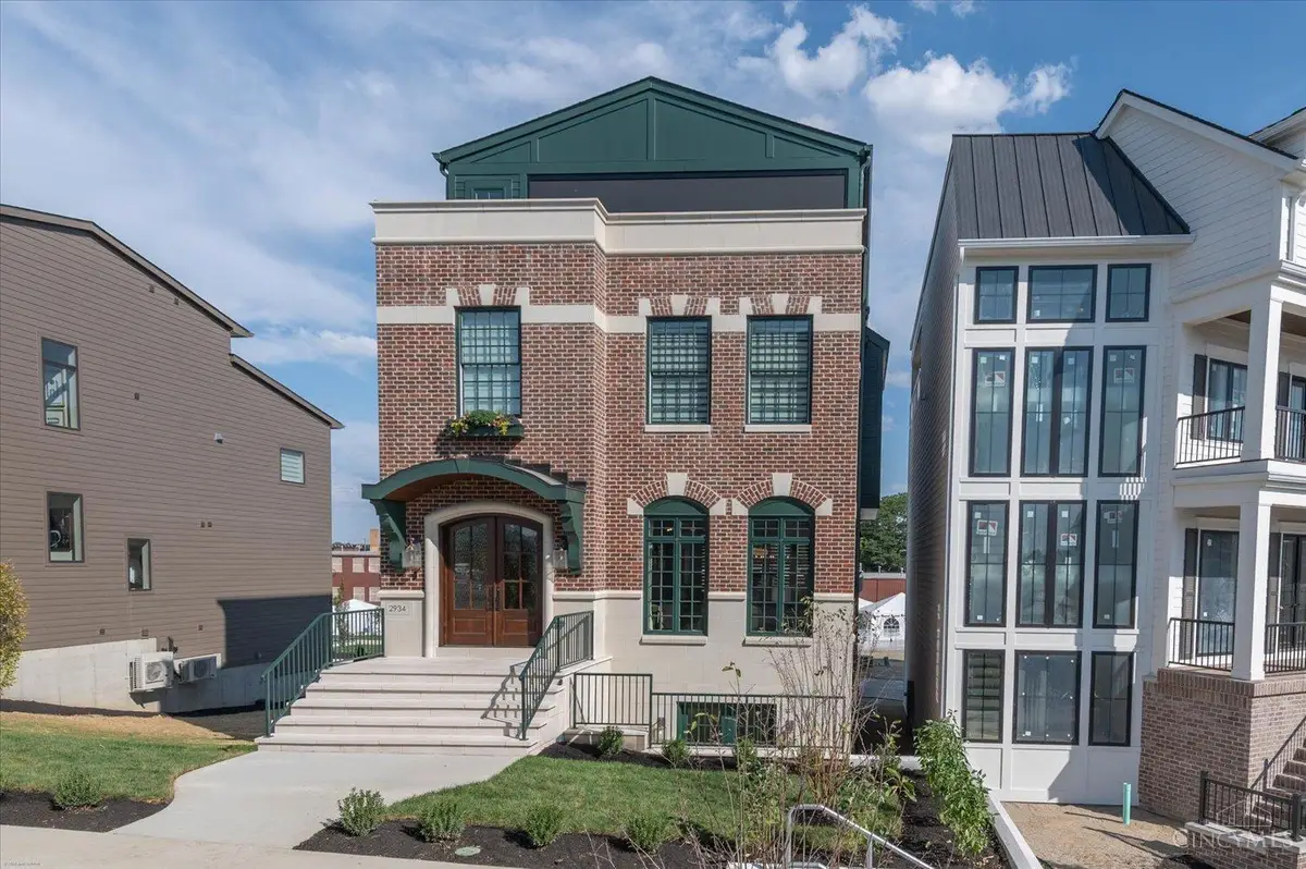 2934 Three Oaks Lane, Cincinnati, OH 45209 - Image #1