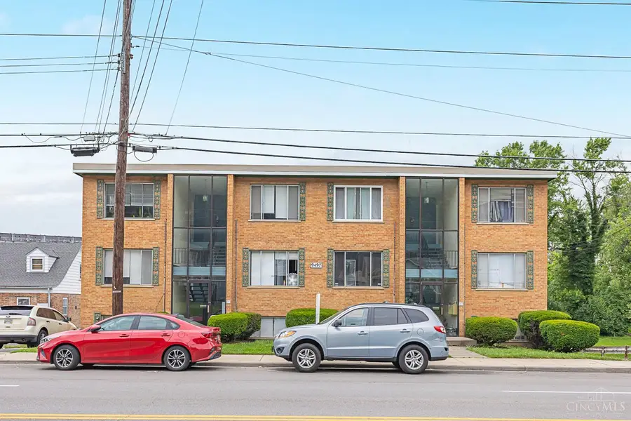 9495 Reading Road, Reading, OH 45215 - Image #3