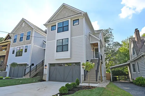 3725 Drakewood Drive, Cincinnati, OH 45209