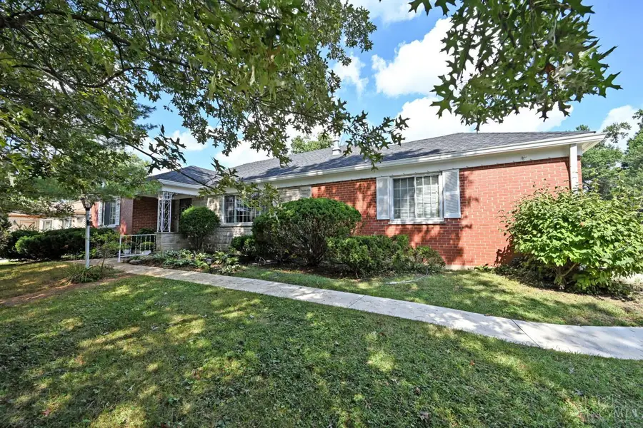 2974 Westbrook Drive, Cincinnati, OH 45238 - Image #3