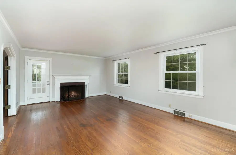 7620 Montgomery Road, Sycamore Township, OH 45236 - Image #3