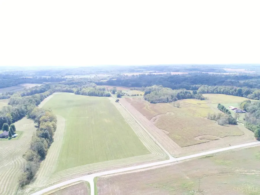 9094 W Deadfall Road, Jackson, OH 45133 - Image #2