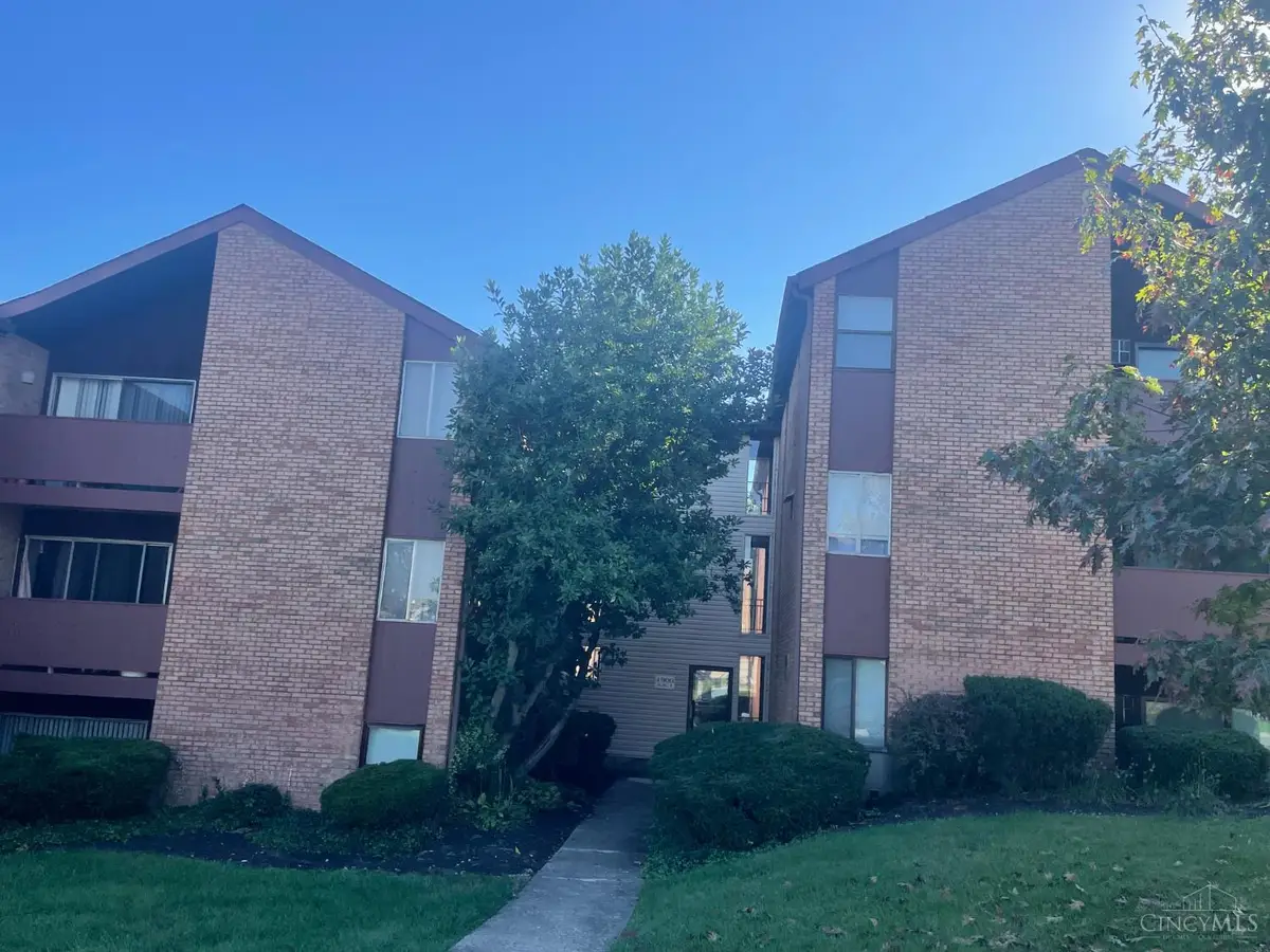 4900 Chalet Drive #801, Saint Bernard, OH 45217 - Image #1