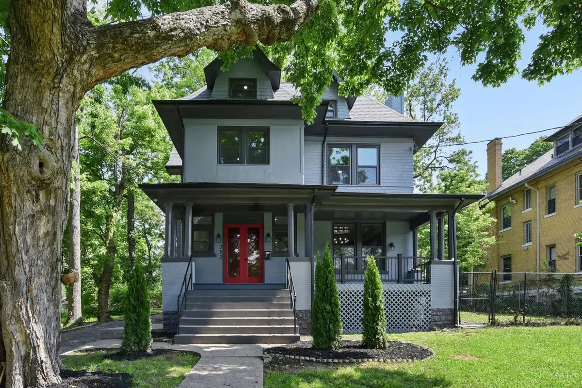 752 S Fred Shuttlesworth Circle, Cincinnati, OH 45229 - Image #1