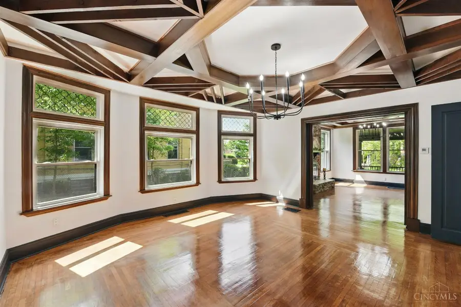 752 S Fred Shuttlesworth Circle, Cincinnati, OH 45229 - Image #3