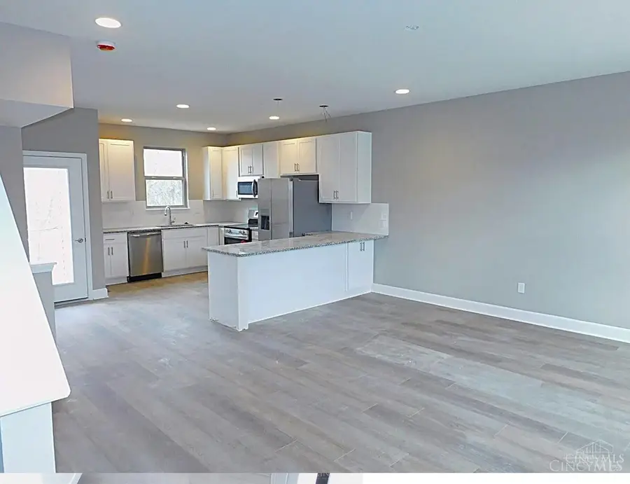 377 Cityscape West Drive, Cincinnati, OH 45205 - Image #3